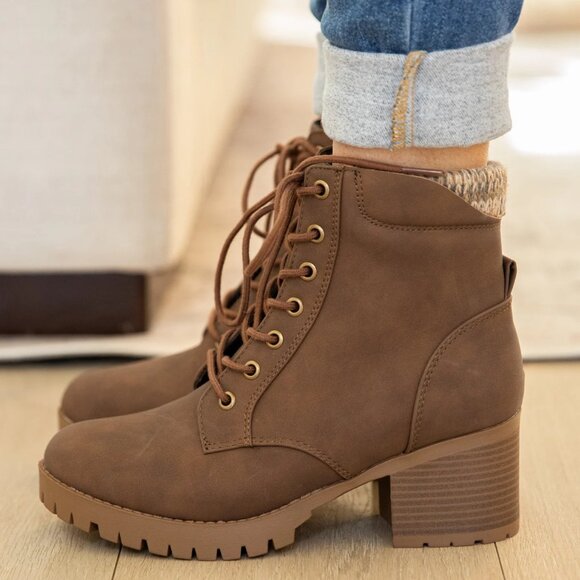 New Distressed Brown Lace-Up Knit Ankle Boots Booties Chunky Block Heel Platform - Picture 2 of 8